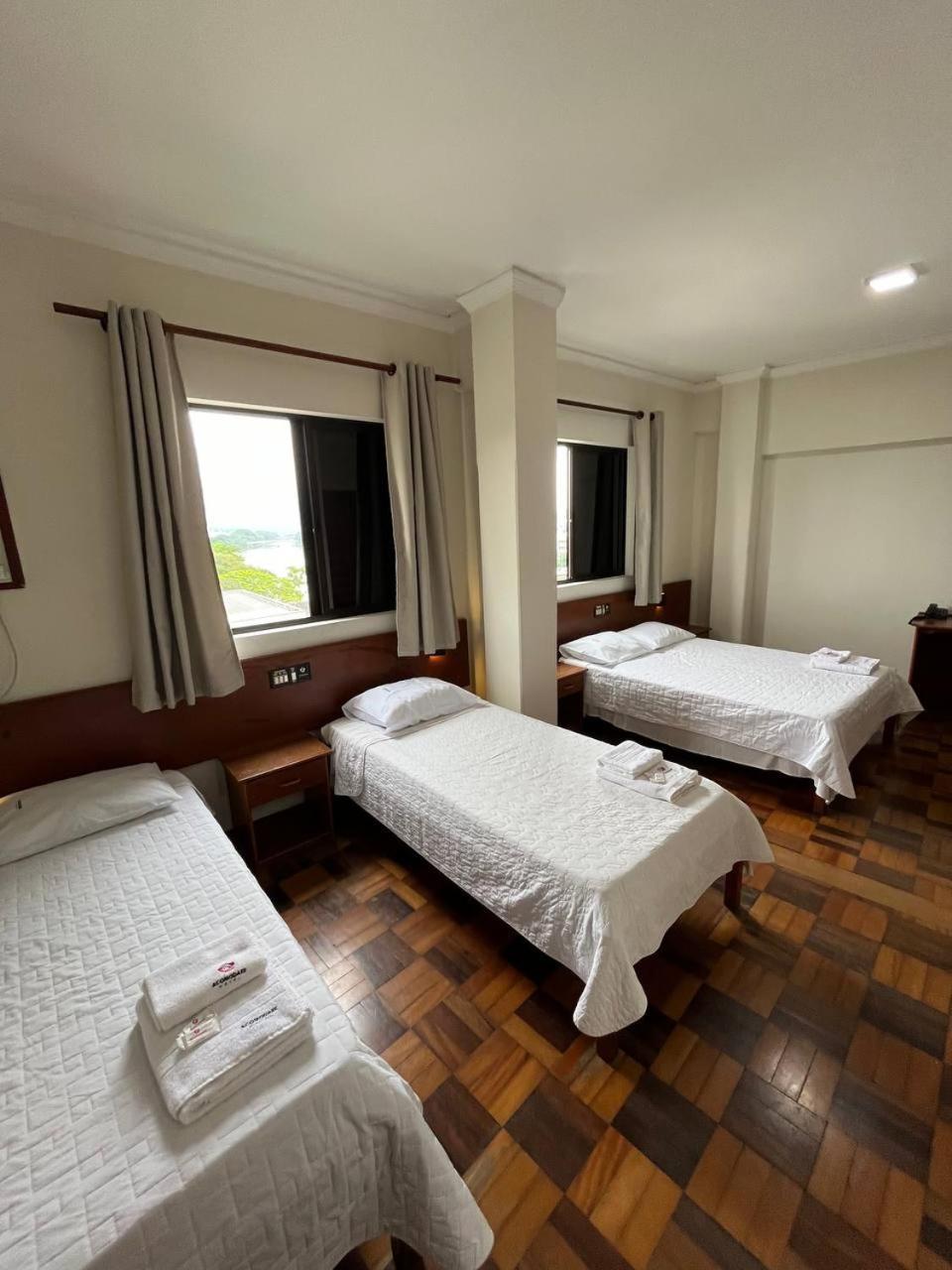 Acomodare Hotel- Sob Nova Direcao Tubarao